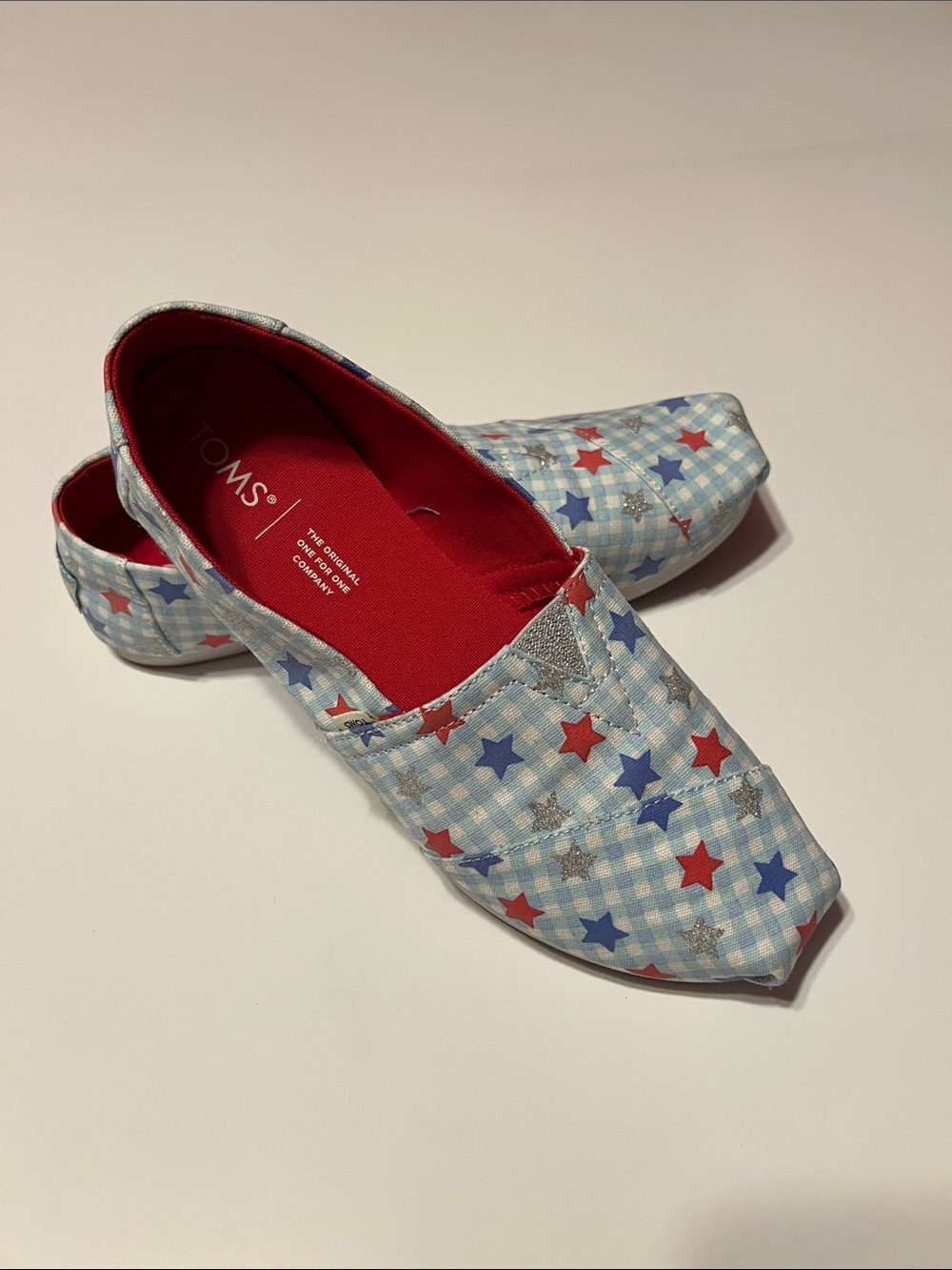 Toms Light Blue Gingham Slip-Ons with Red Interior and Red, Blue & Silver Stars